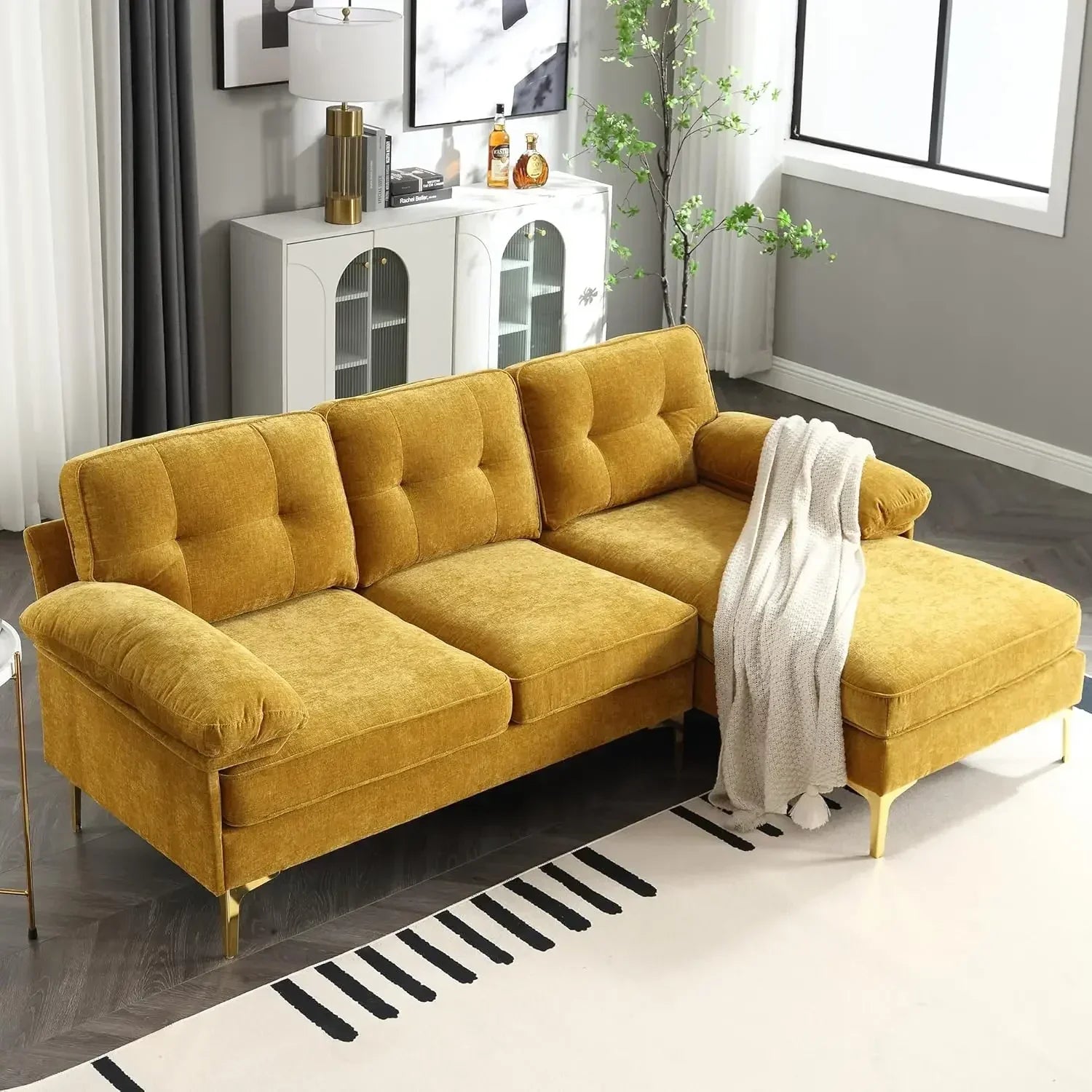 83" Sectional Sofa with Chaise